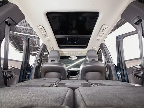 Certified 2023 Volvo XC90 B6 Ultimate AWD/4WD image 28