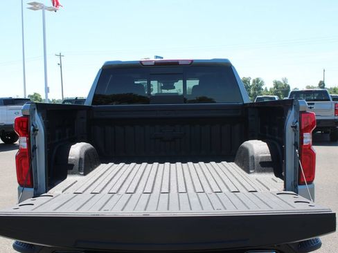 New 2026 Chevrolet Silverado 1500 LT Trail Boss w/ Convenience Package II AWD/4WD image 17