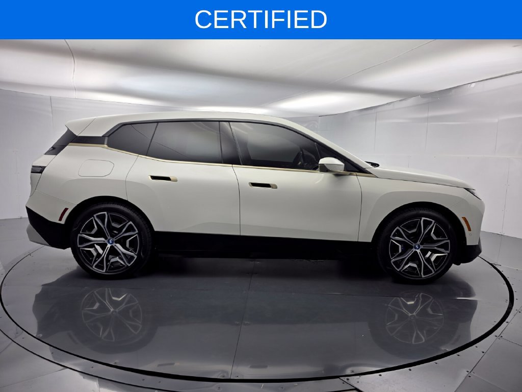 Certified 2023 BMW iX M60 w/ Executive Package AWD/4WD image 3