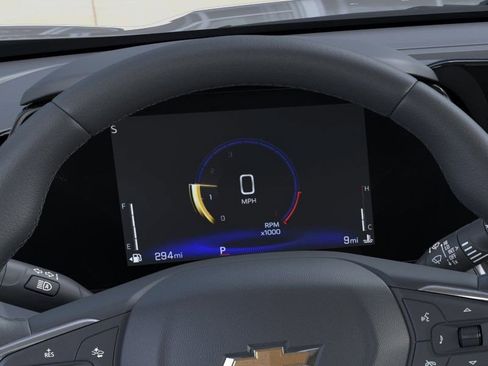 New 2026 Chevrolet Trax LT w/ Sunroof Package image 18