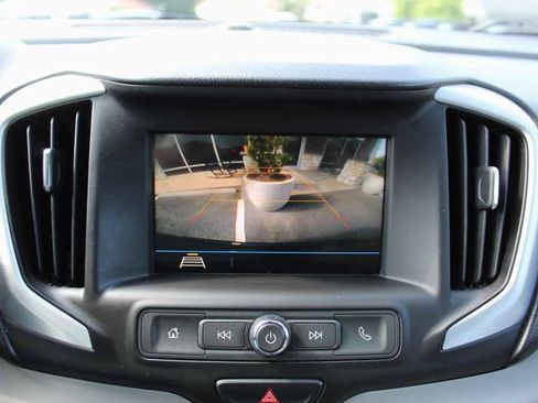 Used 2018 GMC Terrain SLE FWD image 19