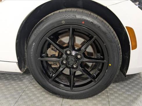 Used 2016 MAZDA MX-5 Miata Sport image 23