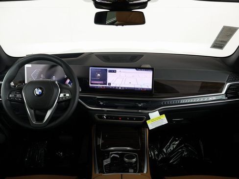 New 2026 BMW X5 xDrive40i AWD/4WD image 4