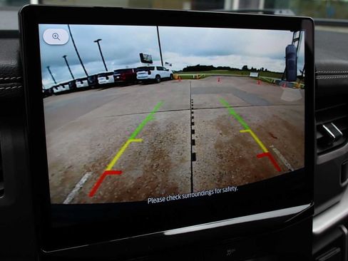 Used 2022 Ford Expedition XLT RWD image 39