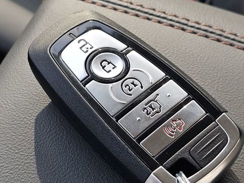 New 2026 Ford Explorer Active w/ Active Comfort Package image 31