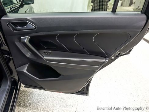 Used 2024 Volkswagen Tiguan SE R-Line w/ MDO Package, Three-Row image 26