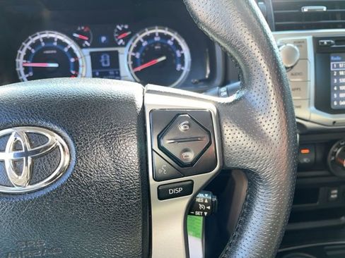 Used 2017 Toyota 4Runner SR5 image 33