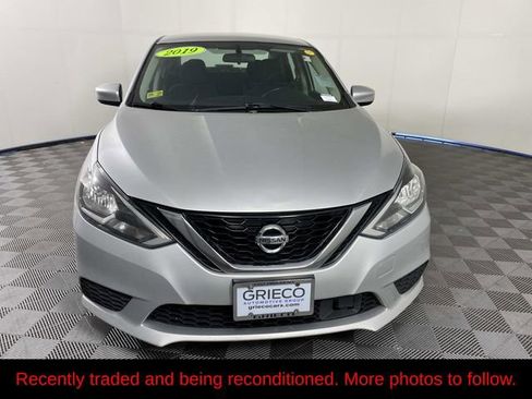 Used 2019 Nissan Sentra SV FWD image 3