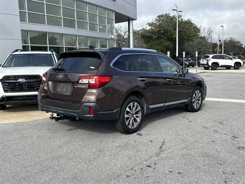 Used 2019 Subaru Outback 2.5i Touring w/ Popular Package #3A image 8