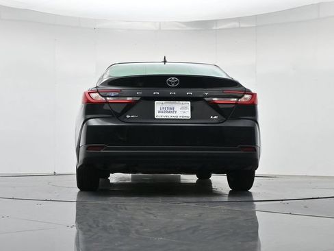 Used 2025 Toyota Camry LE FWD image 38