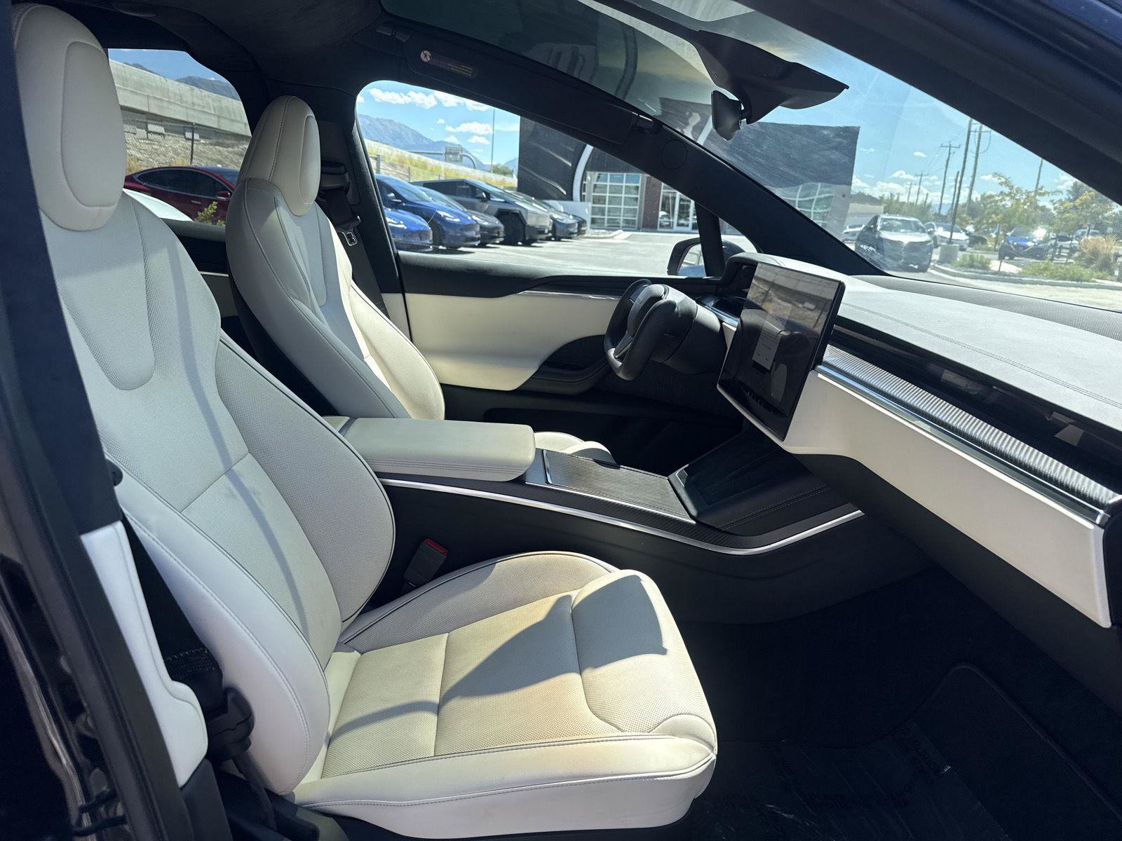 Used 2022 Tesla Model X Plaid AWD/4WD image 25