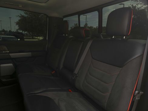 Used 2023 Ford F250 Lariat w/ Lariat Ultimate Package AWD/4WD image 23