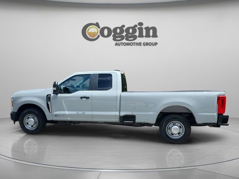 New 2025 Ford F250 XL image 2