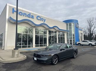 Used 2023 Honda Accord EX video 2