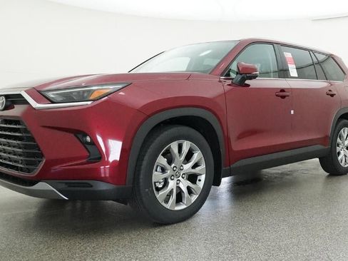 New 2026 Toyota Grand Highlander Limited image 17