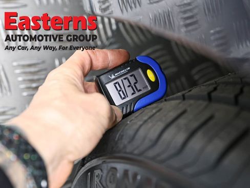 Used 2023 Tesla Model 3 Standard Range image 23