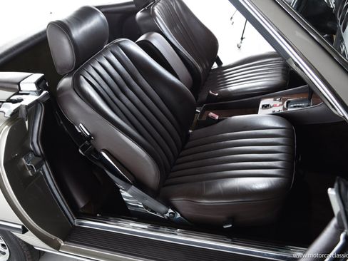 Used 1988 Mercedes-Benz 560 SL image 38