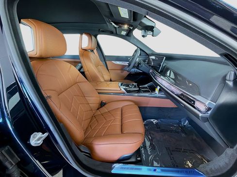 New 2026 BMW 740i w/ Executive Package RWD image 30