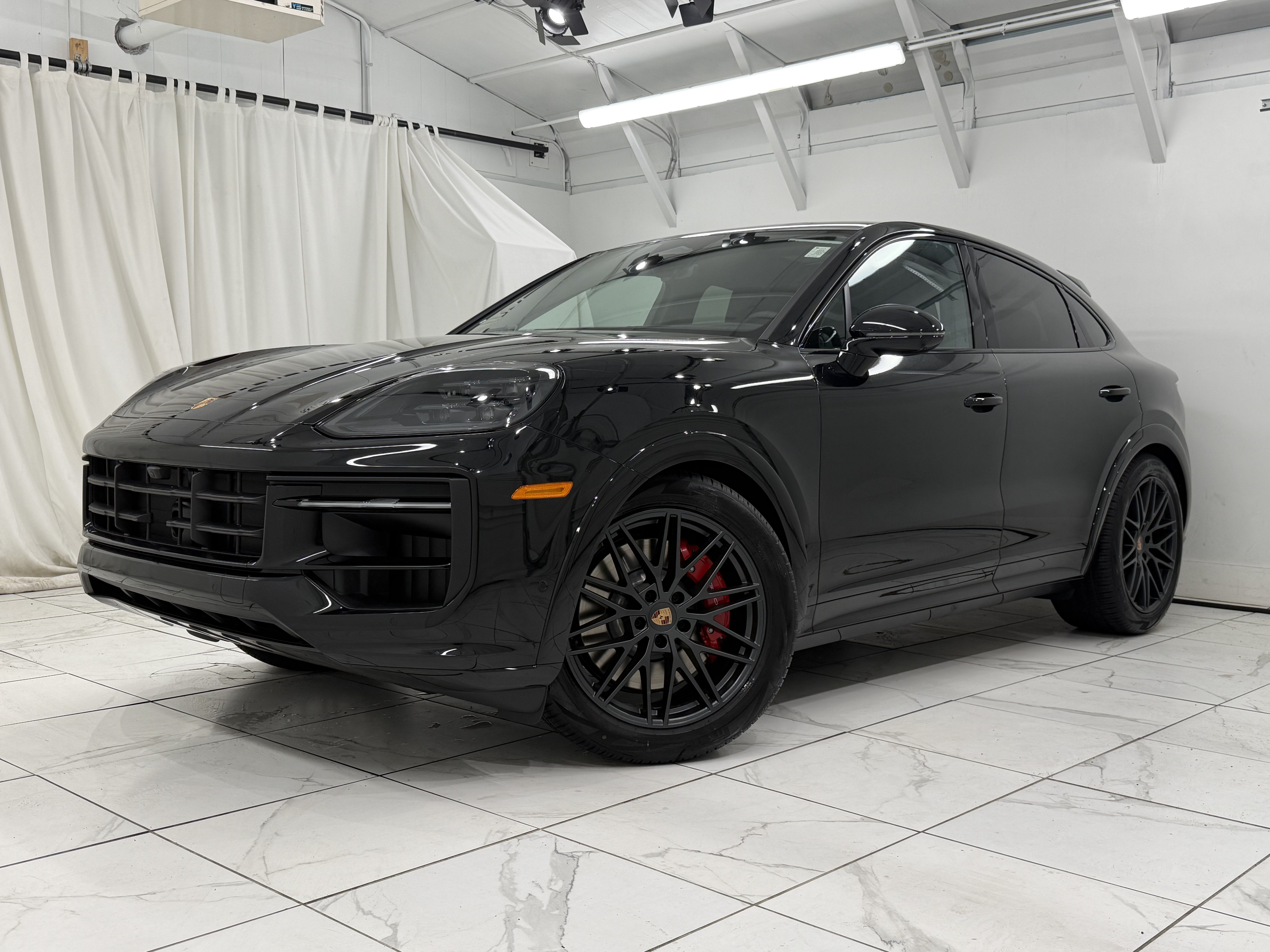 New 2026 Porsche Cayenne GTS AWD/4WD image 1