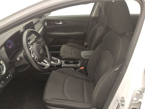 Used 2019 Kia Forte S FWD image 17