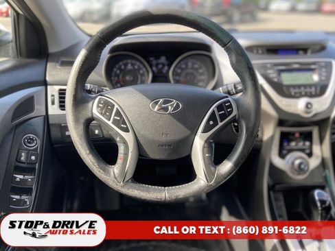 Used 2012 Hyundai Elantra Limited image 14