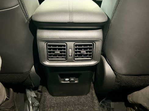 Used 2024 Toyota RAV4 XSE w/ Advanced Technology Package AWD/4WD image 19