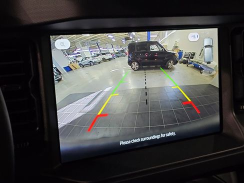 New 2025 Ford Bronco Badlands image 23