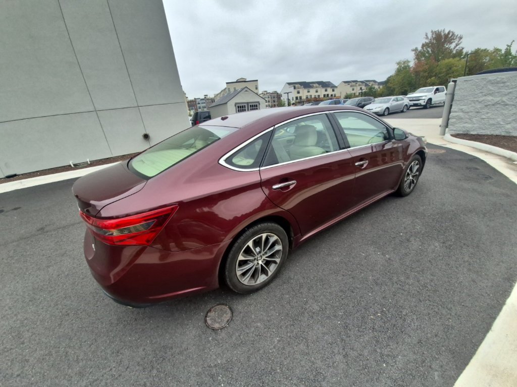 Used 2016 Toyota Avalon XLE Plus FWD image 6