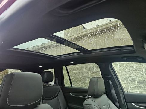 Certified 2024 Cadillac XT6 Sport w/ Technology Package image 16