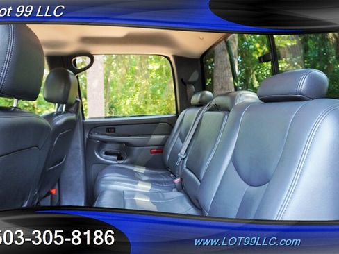 Used 2005 Chevrolet Silverado 2500 LT w/ Heavy-Duty Power Package AWD/4WD image 14