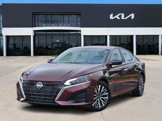 Used 2025 Nissan Altima 2.5 SV FWD video 1