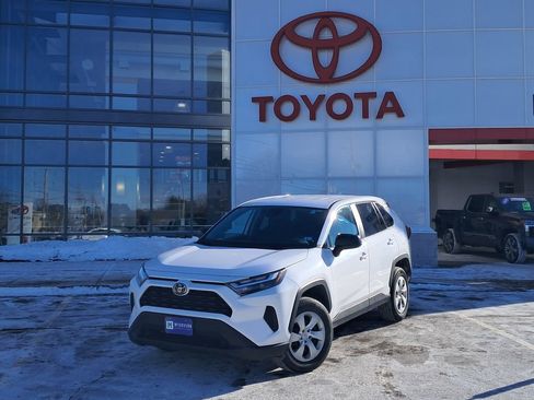 Used 2023 Toyota RAV4 LE image 1