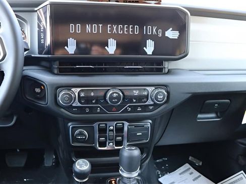 New 2025 Jeep Wrangler Sport S image 20