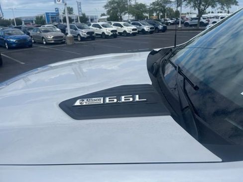 Used 2024 Chevrolet Silverado 3500 High Country image 13