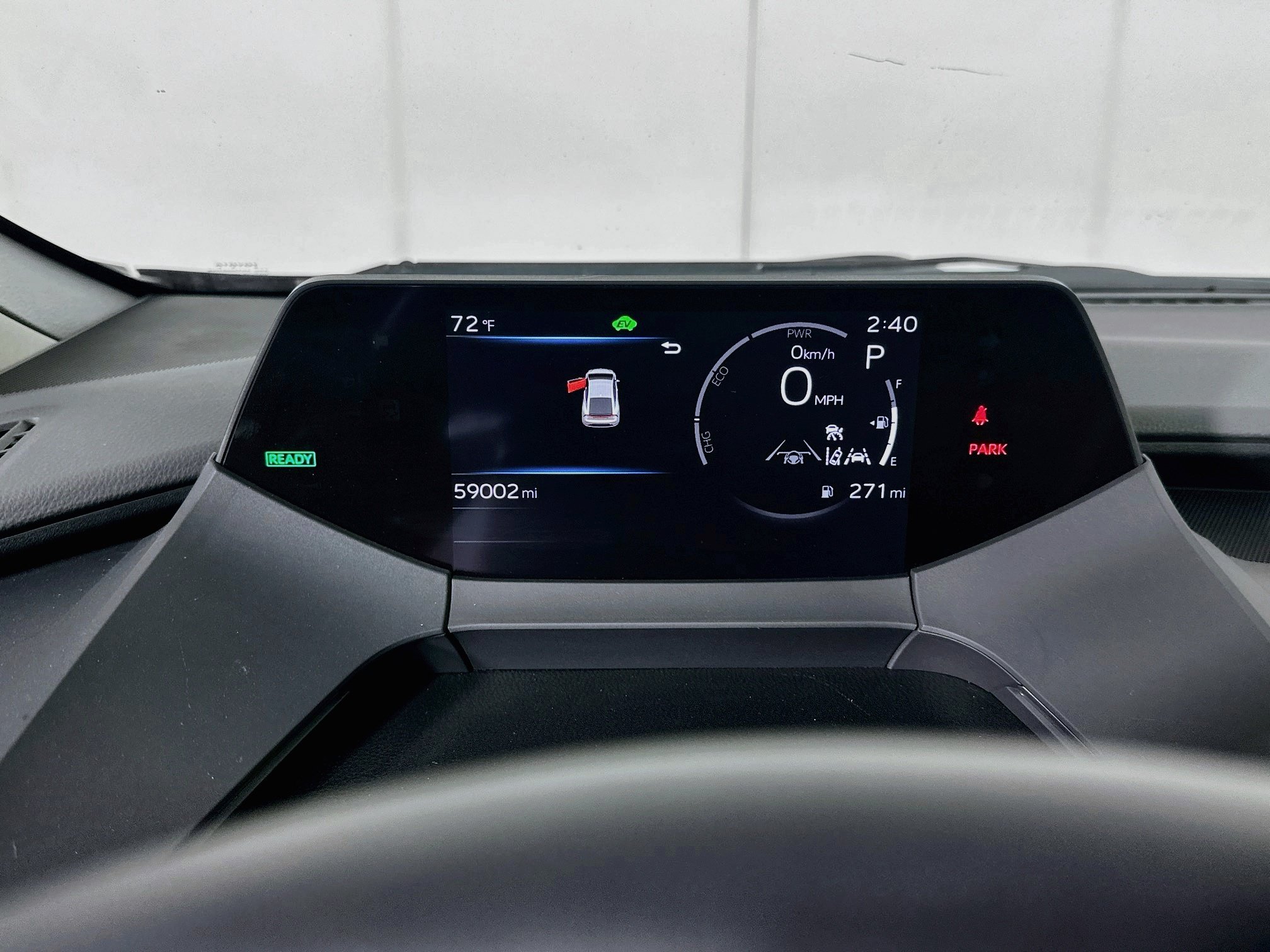 Used 2024 Toyota Prius LE FWD image 19