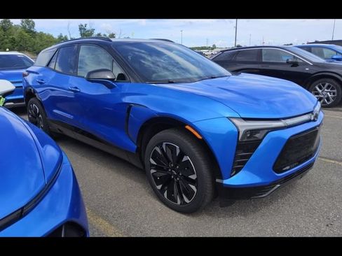 Used 2026 Chevrolet Blazer EV RS AWD/4WD image 4