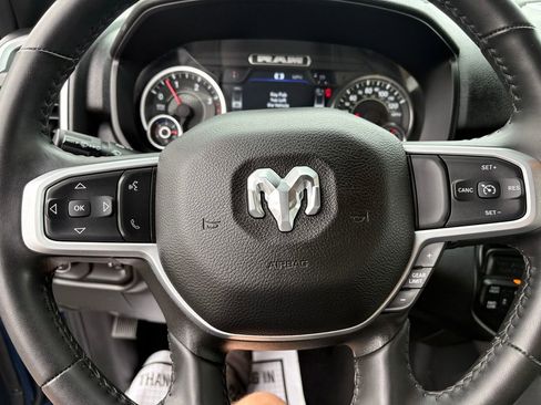 Used 2024 RAM 2500 Big Horn w/ Tech Package AWD/4WD image 18