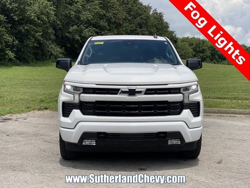 Used 2023 Chevrolet Silverado 1500 RST image 2