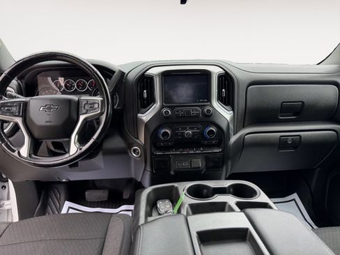 Used 2020 Chevrolet Silverado 1500 LT Trail Boss w/ Convenience Package AWD/4WD image 10