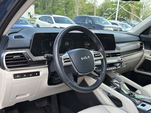 Used 2024 Kia Telluride EX image 7