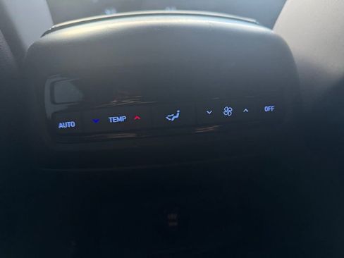 Used 2024 Hyundai Palisade SEL image 13