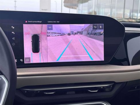 Used 2025 Audi Q5 Premium Plus image 16