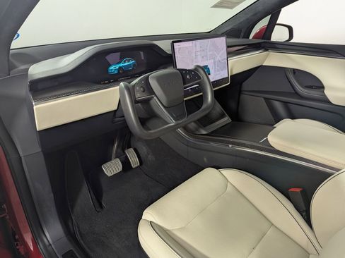 Used 2022 Tesla Model X Plaid image 30