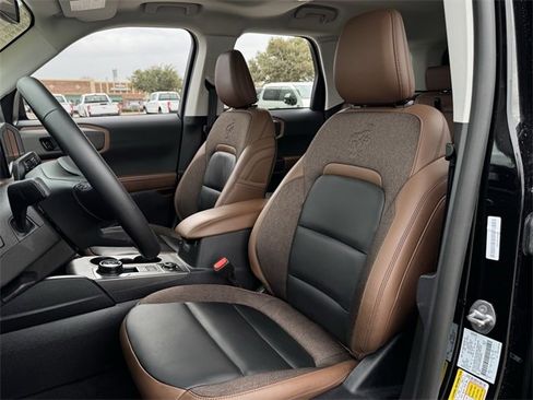 Certified 2025 Ford Bronco Sport Outer Banks w/ Outer Banks Tech Package+ image 28