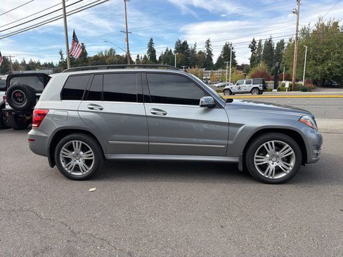 Used 2015 Mercedes-Benz GLK 350 4MATIC image 13