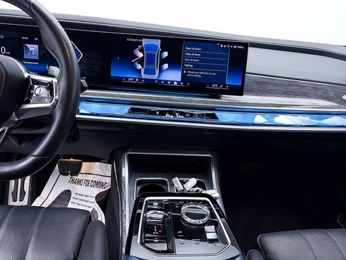 Used 2023 BMW 740i w/ Executive Package RWD image 26