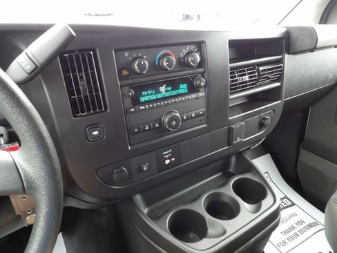 Used 2025 GMC Savana 2500 w/ Driver Convenience Package RWD image 22