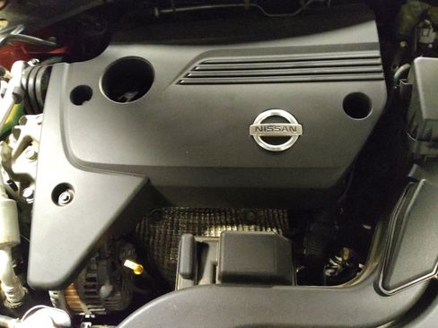 Used 2015 Nissan Altima 2.5 S w/ Power Driver Seat Package FWD image 30