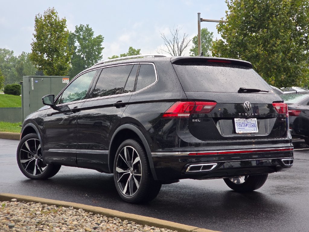 Used 2024 Volkswagen Tiguan SEL R-Line AWD/4WD image 24