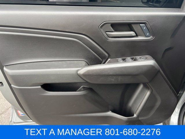 Used 2024 Chevrolet Colorado Trail Boss w/ Technology Package AWD/4WD image 16